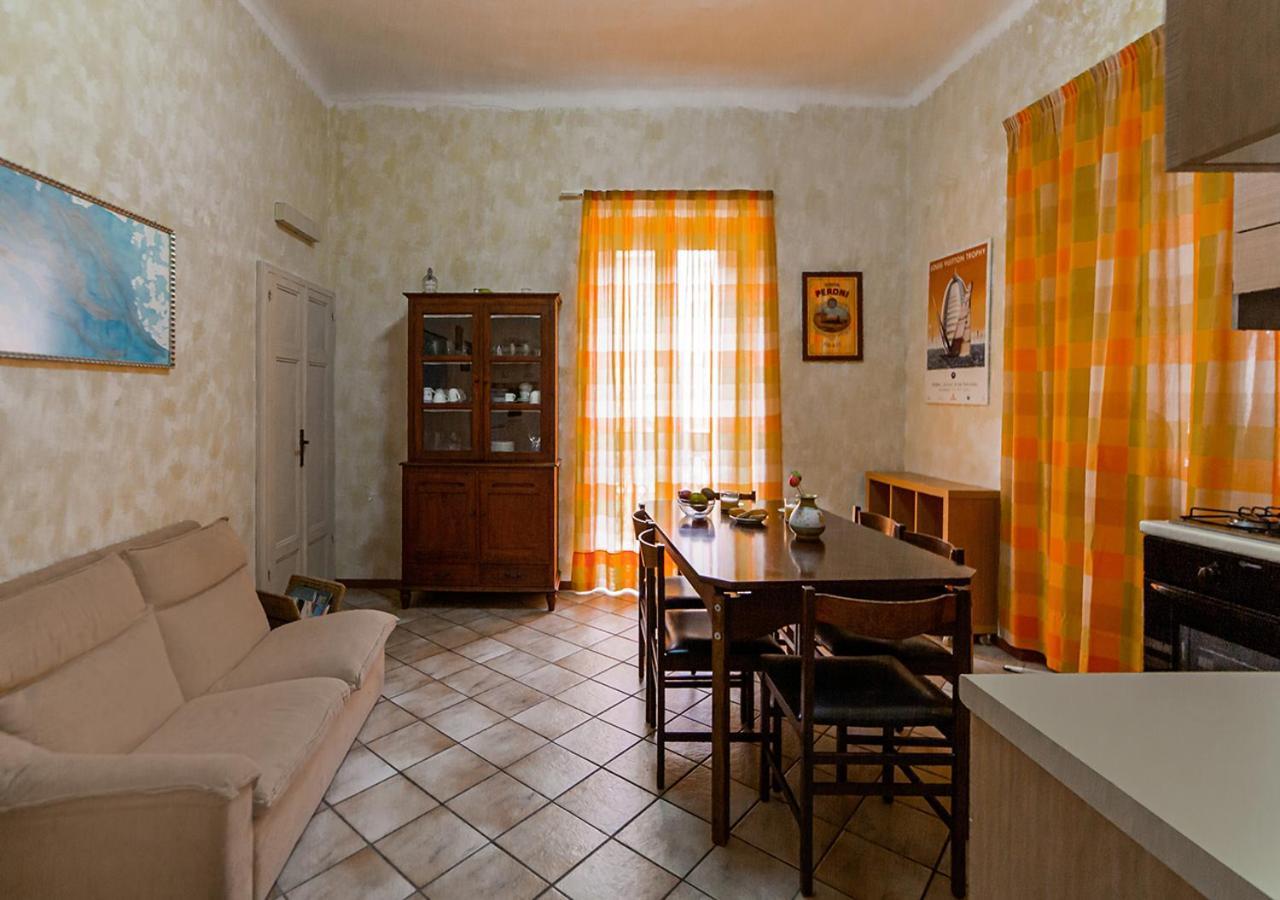 Murphy Holiday Home - Residenza Italia La Maddalena  Exterior photo