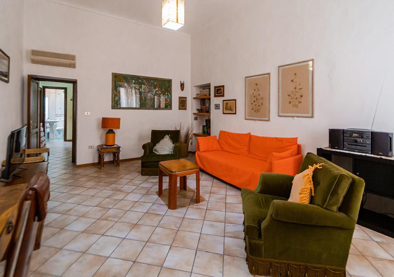 Murphy Holiday Home - Residenza Italia La Maddalena  Exterior photo