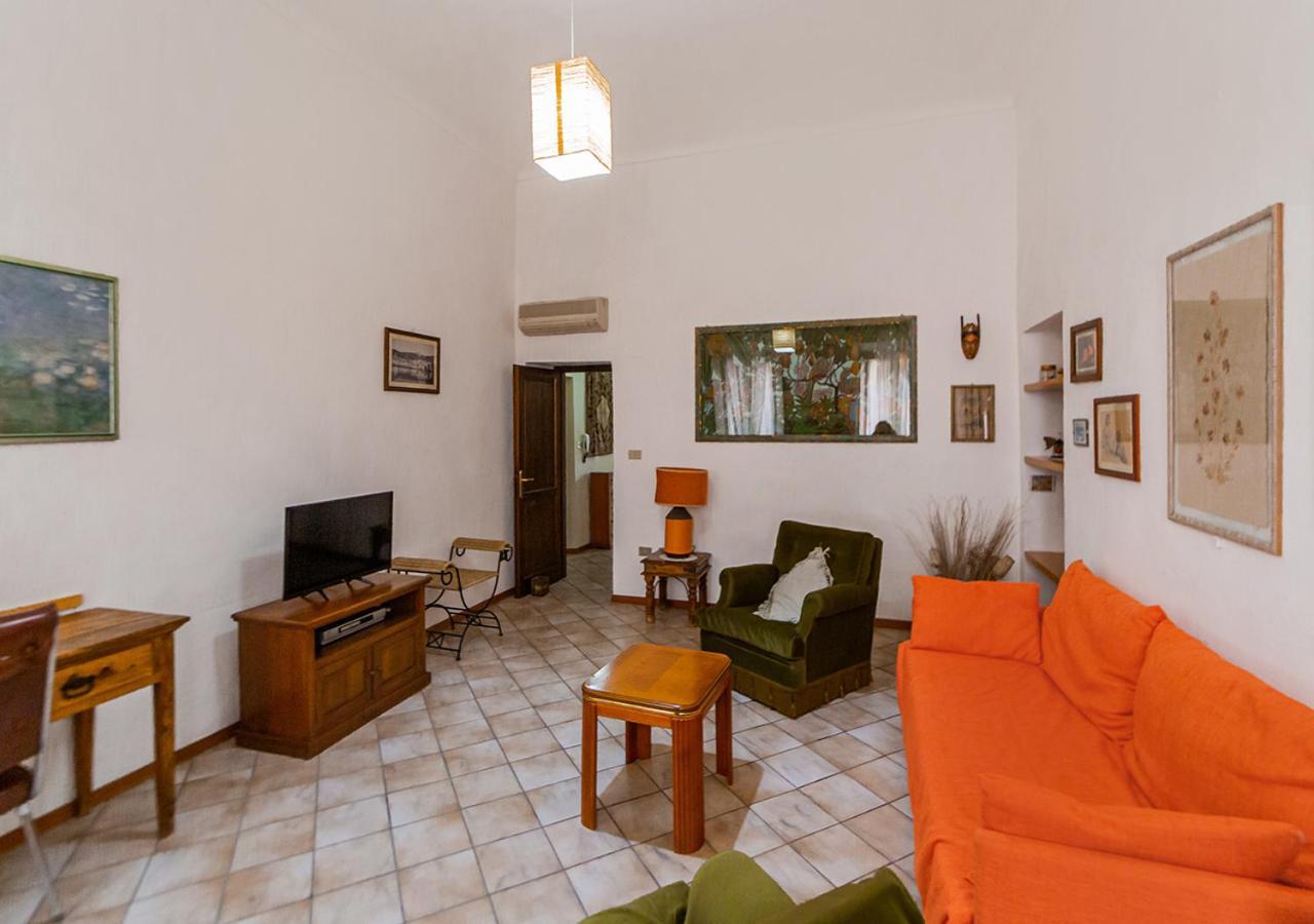Murphy Holiday Home - Residenza Italia La Maddalena  Exterior photo